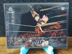 2023 Panini Chronicles WWE Luminance #171 Alexa Bliss Wrestling Card - Foto 1 di 2