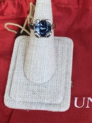 Authentic Brand New Uno de 50 Ring Size 7 Retail $155 NWT Swarovski Crystal - Image 1 of 3
