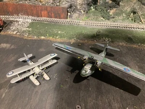 Model Power "Postage Stamp" FAIREY SWORDFISH #529 AND RAF PBY CATALINA - Picture 1 of 5