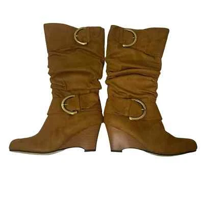 Botas de cuña Journee Collection Irene para mujer color castaño talla 8 1/2 nuevas en caja Foto 1 de 4
