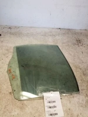 2001 - 2003 BMW 540i Sedan - Vidro da porta traseira esquerda - 51347038253  - Imagem 1 de 4