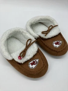 FOCO NFL Kansas City Chiefs Youth Moccasin Slippers Size M (3-4) - Picture 1 of 7