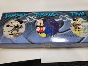 WDW Viaggio nel tempo attraverso gli anni con Topolino LE 300 set 3 spille OBO - Foto 1 di 1