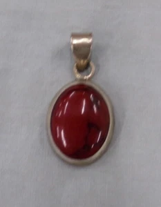 SIGNED 925 STERLING SILVER NECKLACE PENDANT w/ RED CABACHON STONE - Picture 1 of 4