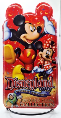 Libro de colección de monedas prensadas Disneyland Resort (2009), SIN MONEDAS, ¡LEER! Foto 1 de 4