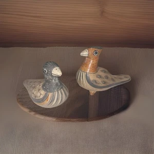 Amazing Pair Of Vintage 1950's Tonala Mexico Pottery Doves Each 6 1/2” Lovely - Picture 1 of 7
