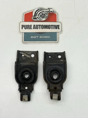 Juego de soportes de montaje de radiador superior Nissan 300ZX Z32 NA 1990-1996 par OEM Foto 1 de 4