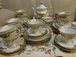 Altes Kaffeegeschirr 39 tlg  Barocco  Gold  von Wandel (  Polen ) - Bild 1 von 6