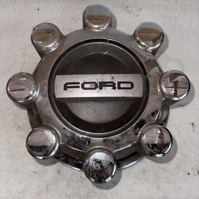 OEM 2017-2024 Ford F250 Super Duty Rear Chrome 8 Lug Center Cap - Image 1 of 4