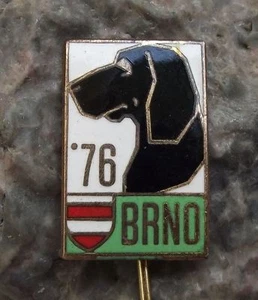 1976 International Dog Breeders Club Show Event Brno Pointer Breed Pin Badge - Picture 1 of 2