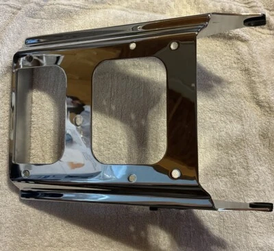 Open Box Chrome Detachable Trunk Mount  2 - U Tour Luggage Rack 2009-13 Harley - Image 1 of 4