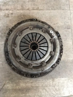 Peugeot 308 Flywheel 7552305 Genuine 1.6 Petrol 2007-2012 Year - Image 1 of 4