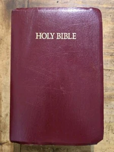 HolyBibleNKJVGiant PrintReference Edition1994Nelson Regency991BG SEE DESCRIPTION - Picture 1 of 16