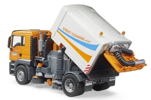 Bruder MAN TGS LKW Strassenreinigung - Bild 1 von 3