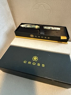 CRUZ, Rollerball Botánico Flores Borde Dorado, NUEVO, Color Especial, EE. UU. 🇺🇸 Foto 1 de 4