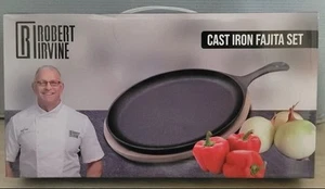 Juego de sartén Fajita de hierro fundido del famoso chef Robert Irvine con plato de madera - Imagen 1 de 3