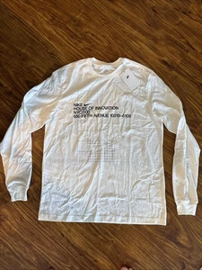 NIKE NEW YORK HOUSE OF INNOVATION 5TH AVE NYC GRÁFICO BLANCO talla S NUEVO CON ETIQUETAS Raro - Imagen 1 de 5