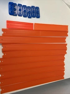 11 Pcs Hot Wheels Straight Track 18” Orange with 7 Blue Connectors - Picture 1 of 3