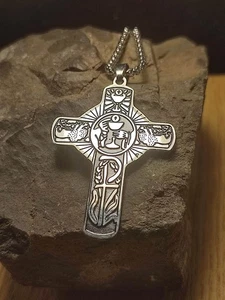 Halskette in Silber Glaube Religion Edelstahl Jesus Kelch Kruzifix Christen - Picture 1 of 7
