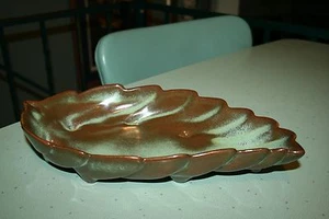 Frankoma 226 Prairie Green 12" Leaf Shape Dish Tray Sapulpa Clay Made in USA - Picture 1 of 4
