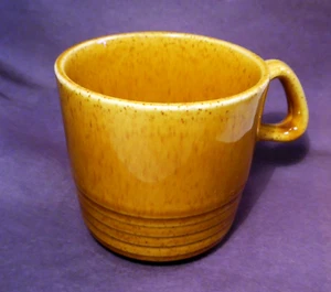 Homer Laughlin Deco Stone Yellow Cups Mugs 1970's - Bild 1 von 2