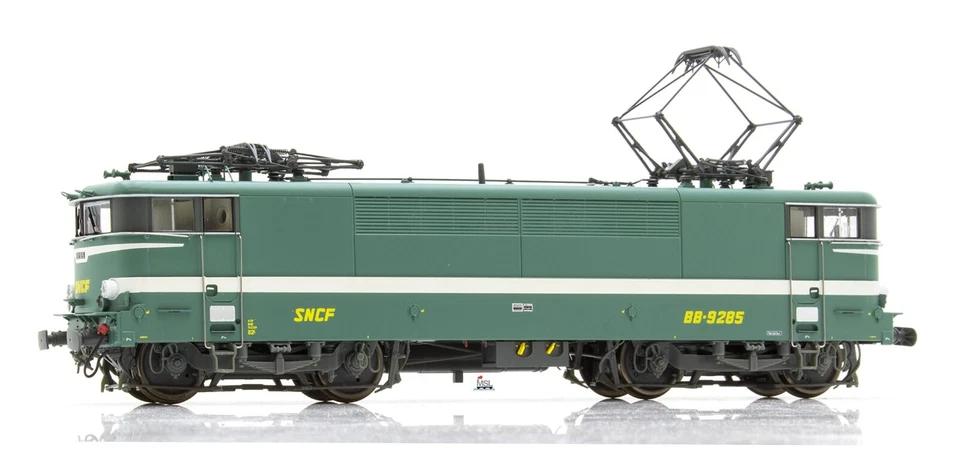 Ree Modèles MB-086S BB-9285 Vert, Bande Blanche, Logo Beffara Jaune DCC SOUND - Photo 1/1