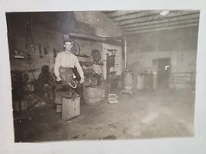 Cabinet Card Blacksmith Shop Making A Horseshoe Circa 1913 RRP 641 - Picture 1 of 7
