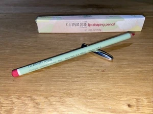 Clinique Lippenformender Stift Rouge Rose #6388 - Bild 1 von 5