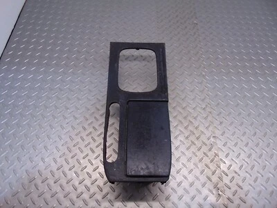 Borde de palanca de cambios negro para consola delantera Honda Accord 98-02 Foto 1 de 4