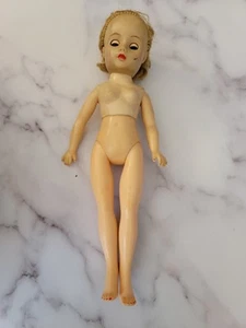 Vielleicht 1957 Cosmopolitan Miss Ginger Puppe - nur Puppe - Bild 1 von 10
