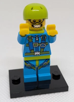 LEGO 71001 Minifiguras Coleccionables Serie 10 Paracaidista Foto 1 de 2