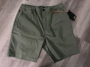 Quiksilver Waterman Collection Army Green Cargo Shorts Men’s Size 32 - Picture 1 of 4