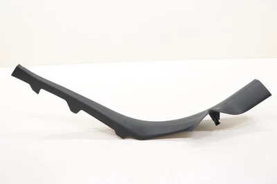 Audi A4 2019 placa de umbral Foto 1 de 4