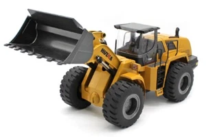 Huina RC Die-Cast Metal Wheel Loader Bulldozer - Sound & Lights - Picture 1 of 9