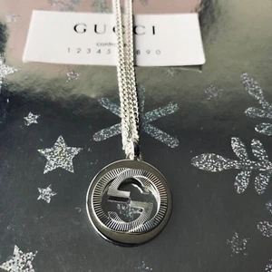 GUCCI Collar Entrelazado Doble G Logo Plata 925 con Caja y Bolsa para Joyas - Imagen 1 de 16
