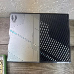 Consola Xbox One Halo 5 1TB Edición Limitada Paquete con Cables Juegos PARA REPUESTOS - Imagen 1 de 15