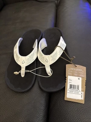 Neu mit Etikett OluKai Ohana Damen-Sandalen Größe 6 hellweiß - Bild 1 von 4