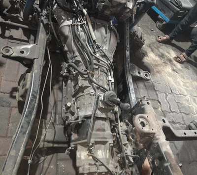 Caja de cambios de transmisión turbo diésel Toyota Land Cruiser serie 100 1HD-FTE 4,2 L Foto 1 de 2