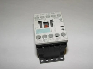 Siemens 3RH1131-1AF00 Contactor Relay - Bild 1 von 3