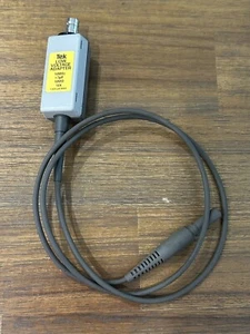 Tektronix 206-0445-00 Tek Low Voltage Adapter 10MHz 7pF 10M 42V pK Max Gray - Picture 1 of 5