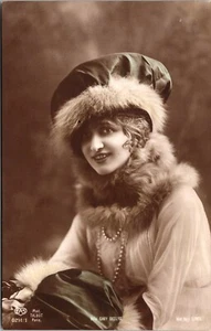 GABY DESLYS: BEAUTIFUL AND TALENTED ACTRESS, DANCER & SINGER: PRETTY HAT  : RPPC - Picture 1 of 2