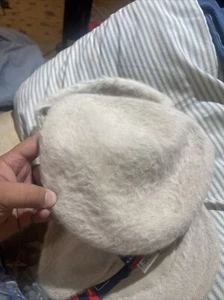 Kangol Faux Fur Cap Hat Lined with Matte Finish Off White Size Xlargewith Tags - Picture 1 of 5