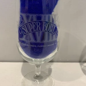 SuperBowl XVIII Pair of Glasses Sponsored By V8 - Picture 1 of 4