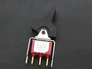 C&K 7101J2V31BE2 SWITCH ROCKER SPDT 0.4VA 20V BLACK ACTUATOR - USA FAST SHIPPING - Picture 1 of 1