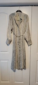 LS White/blue/grey Womens Snakeskin Printed Dress H&M - SMALL -NWT - Picture 1 of 5