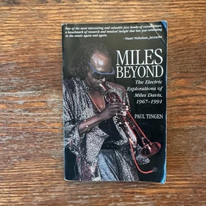 Miles Beyond by Paul Tingen Miles Davis Fusion Jazz 2003 Paperback GOOD - Bild 1 von 10