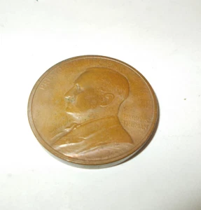 HARRY S. TRUMAN INAUGURATED APRIL 12, 1945 1 1/4" BRONZE MEDAL - Picture 1 of 4