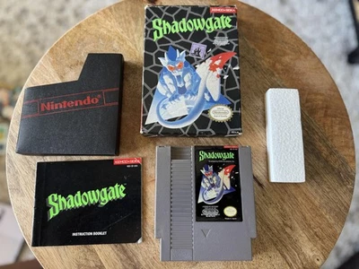 Shadowgate Nintendo NES Juego CIB Caja Manual Japón Kemco Seika Funda Foto 1 de 4