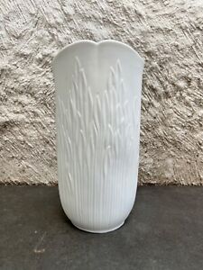 Kaiser Germany White Bisque Porcelain Vase Signed By Martin Frey 8”