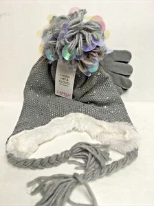 Capelli NY Gray Girls 2 Piece set Hats & Glove size 4-6 Years (S/M) NWT - Picture 1 of 2